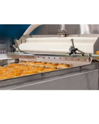 Super Air Knife is being used to help with the glazing of donuts, creates a consistent coating and reduces waste.